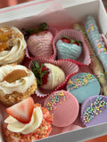 Mo Cupcakes Mother's Day Dessert Box